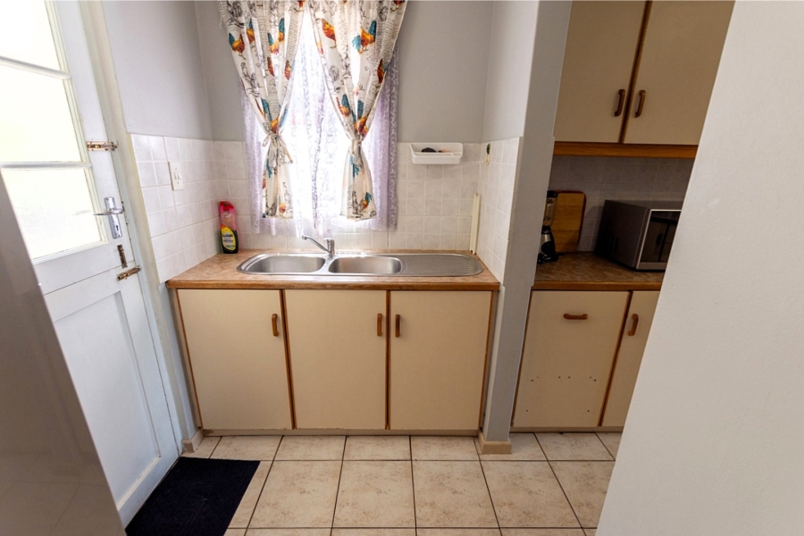 3 Bedroom Property for Sale in Bergzicht Western Cape